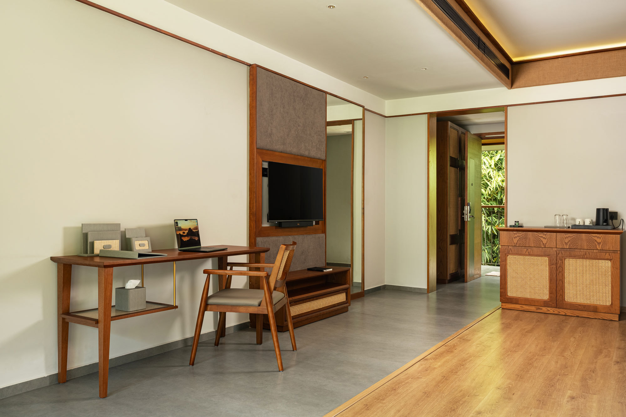 Cardamom Suite Rooms - Gallery Photo 3